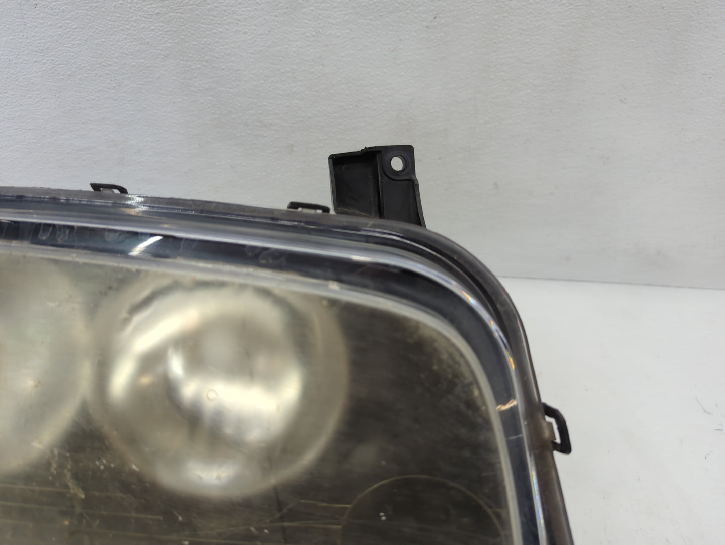 2008-2010 Dodge Charger Passenger Right Oem Head Light Headlight Lamp - Oemusedautoparts1.com