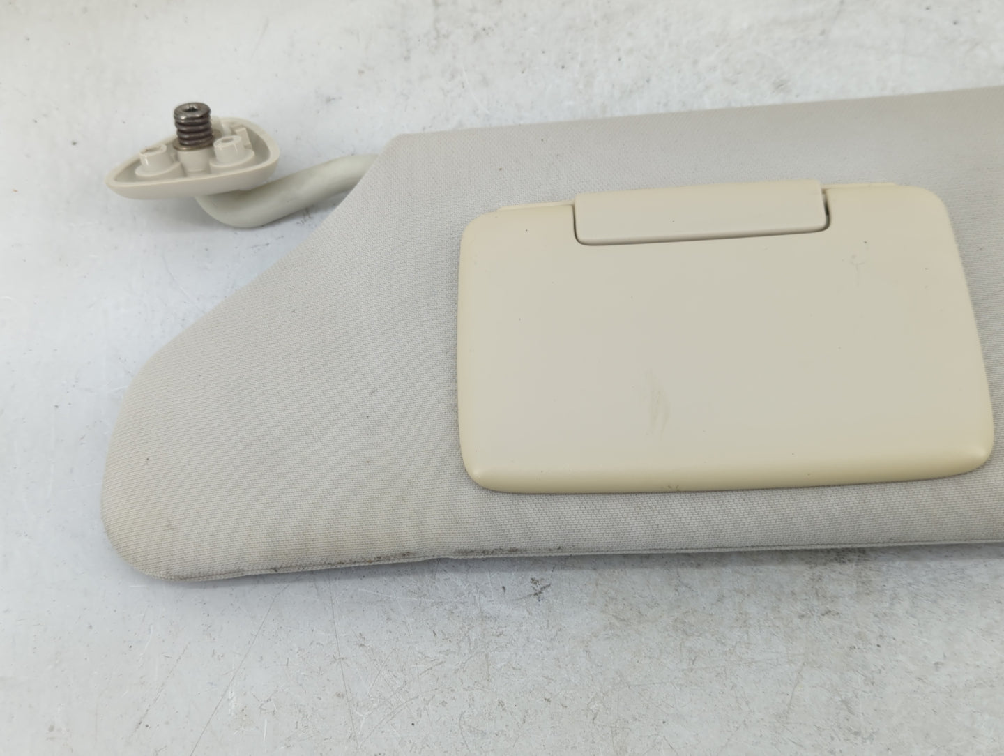 2008-2010 Dodge Charger Sun Visor Shade Replacement Driver Left Mirror Fits Fits 2008 2009 2010 OEM Used Auto Parts - Oemuse