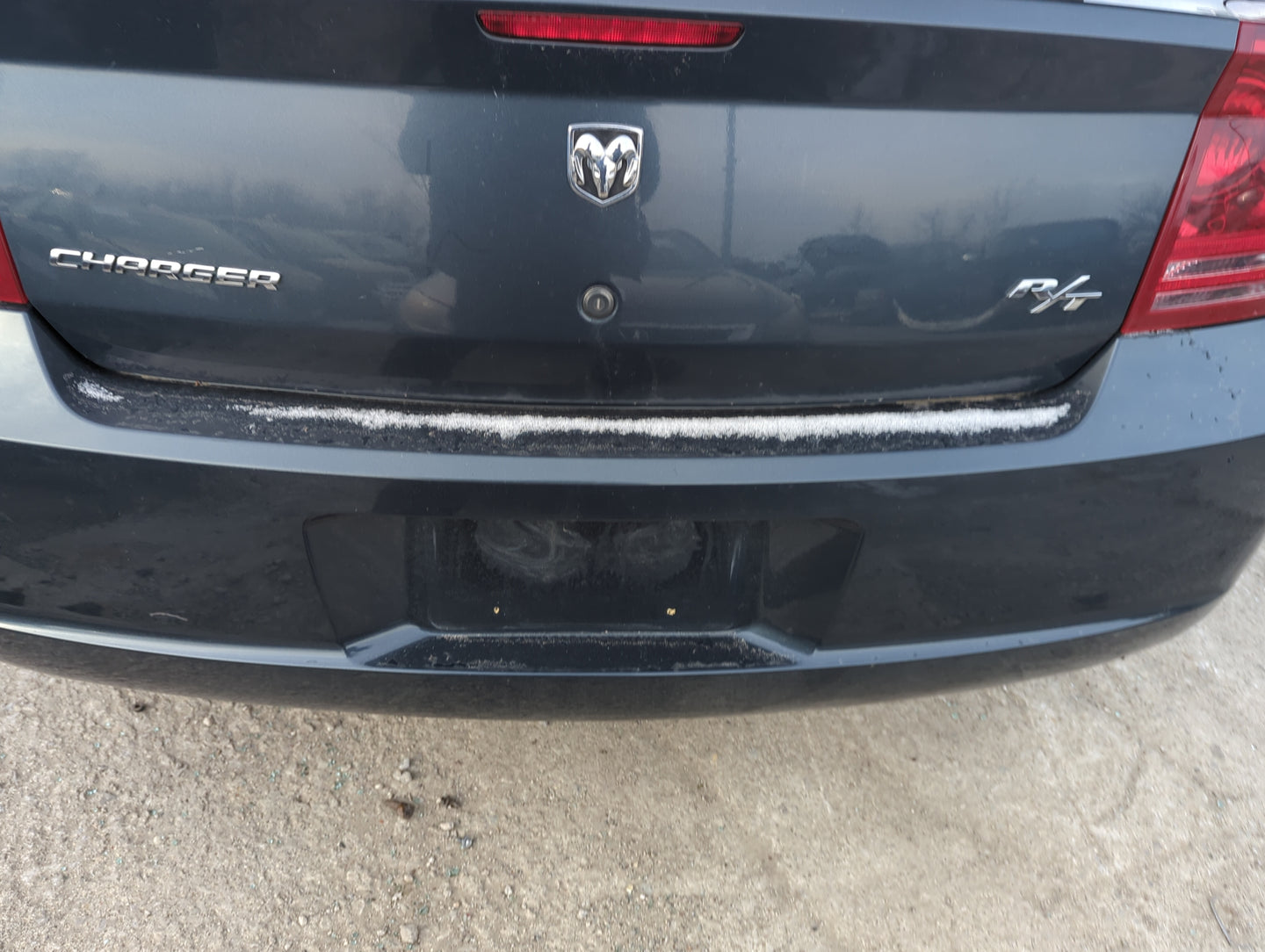 2006-2010 Dodge Charger Rear Bumper Assembly Oem 1289640 - Oemusedautoparts1.com