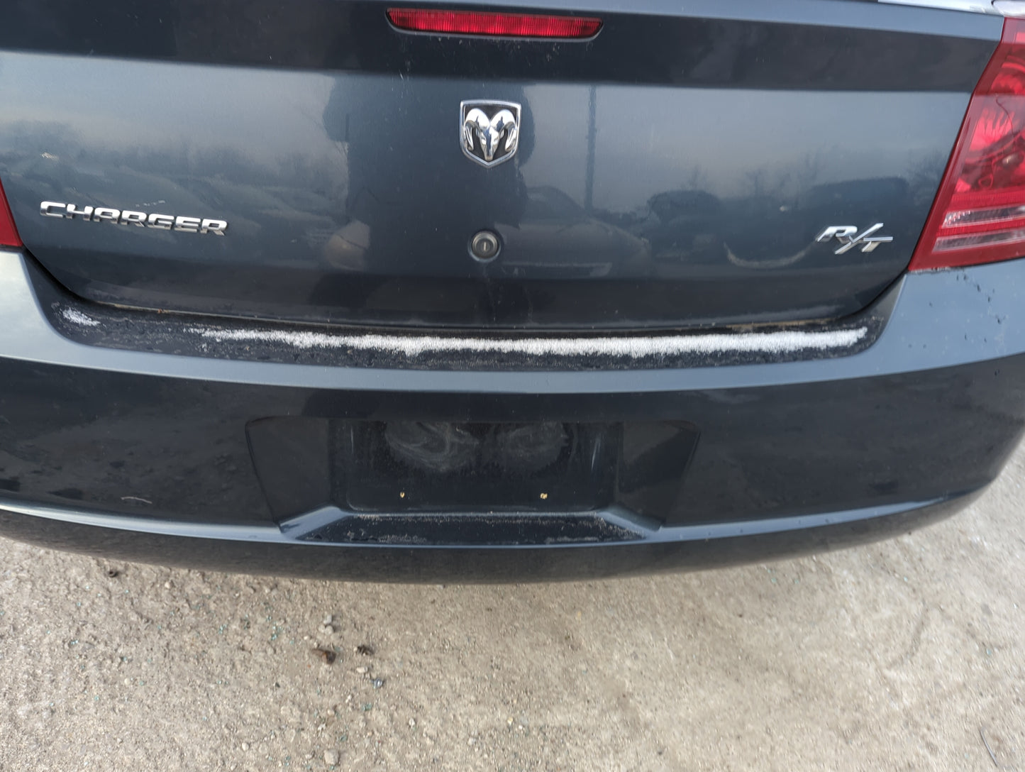 2006-2010 Dodge Charger Rear Bumper Assembly Oem 1289640 - Oemusedautoparts1.com