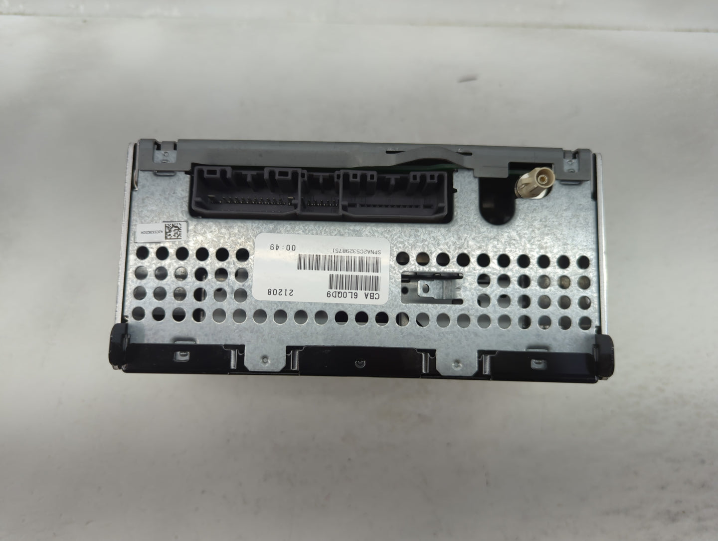 2008-2010 Dodge Charger Radio AM FM Cd Player Receiver Replacement P/N:P68021159AC Fits Fits 2008 2009 2010 OEM Used Auto Pa