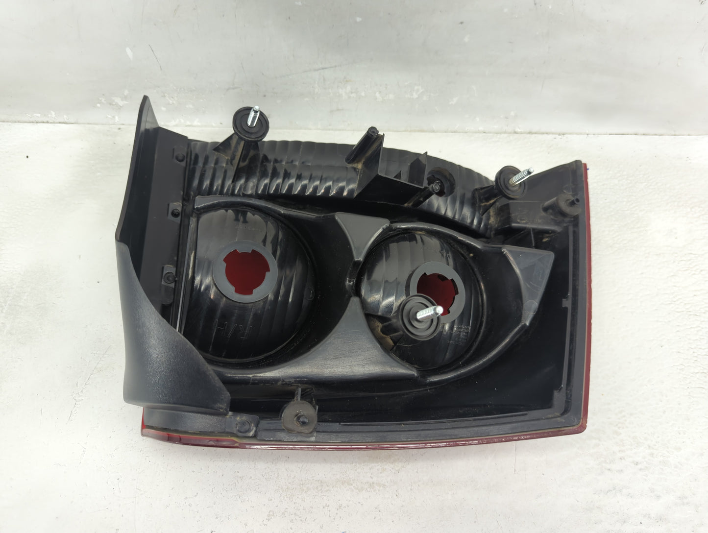 2006-2008 Dodge Charger Tail Light Assembly Passenger Right OEM P/N:04805848AC Fits Fits 2006 2007 2008 OEM Used Auto Parts 
