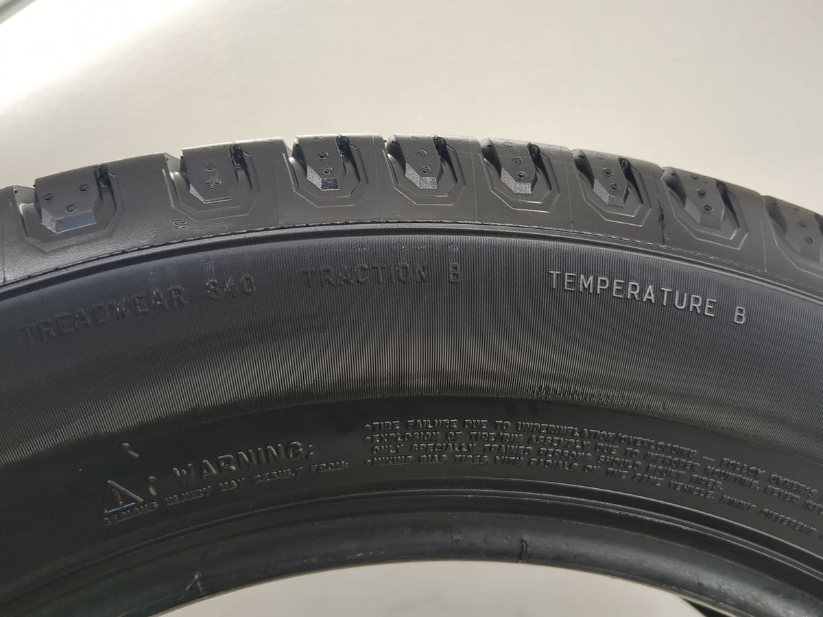 Used Tire 225/60R18 MICHELIN DEFENDER 2 100H - Tread Depth 10/32 - Oemusedautoparts1.com
