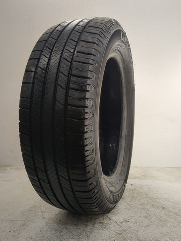 Used Tire 225/60R18 MICHELIN DEFENDER 2 100H - Tread Depth 10/32 - Oemusedautoparts1.com