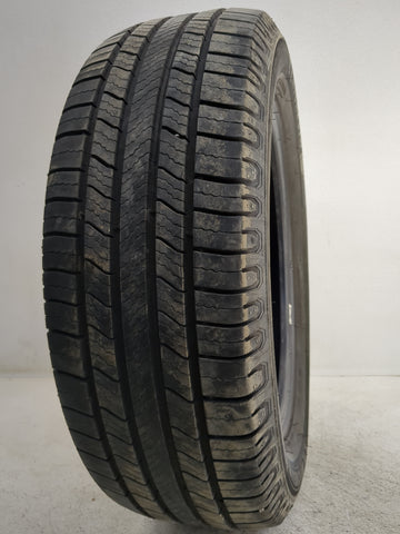 Used Tire 225/60R18 MICHELIN DEFENDER 2 100H - Tread Depth 9/32 - Oemusedautoparts1.com