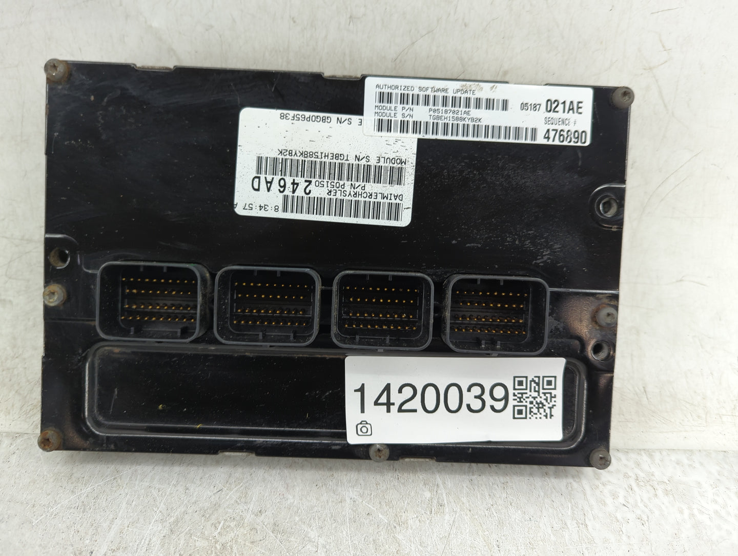 2008-2010 Dodge Charger PCM Engine Control Computer ECU ECM PCU OEM P/N:P05187021AE Fits Fits 2008 2009 2010 OEM Used Auto P