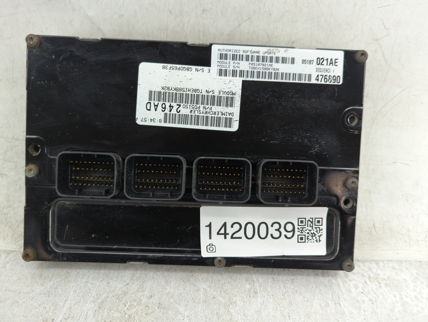 2008-2010 Dodge Charger PCM Engine Control Computer ECU ECM PCU OEM P/N:P05187021AE Fits Fits 2008 2009 2010 OEM Used Auto P
