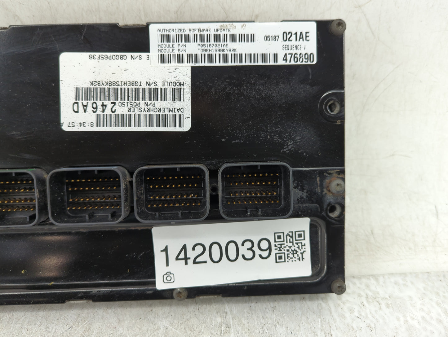 2008-2010 Dodge Charger PCM Engine Control Computer ECU ECM PCU OEM P/N:P05187021AE Fits Fits 2008 2009 2010 OEM Used Auto P