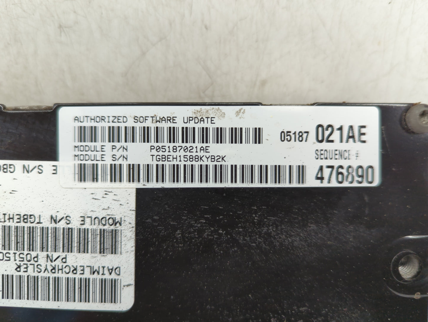 2008-2010 Dodge Charger PCM Engine Control Computer ECU ECM PCU OEM P/N:P05187021AE Fits Fits 2008 2009 2010 OEM Used Auto P