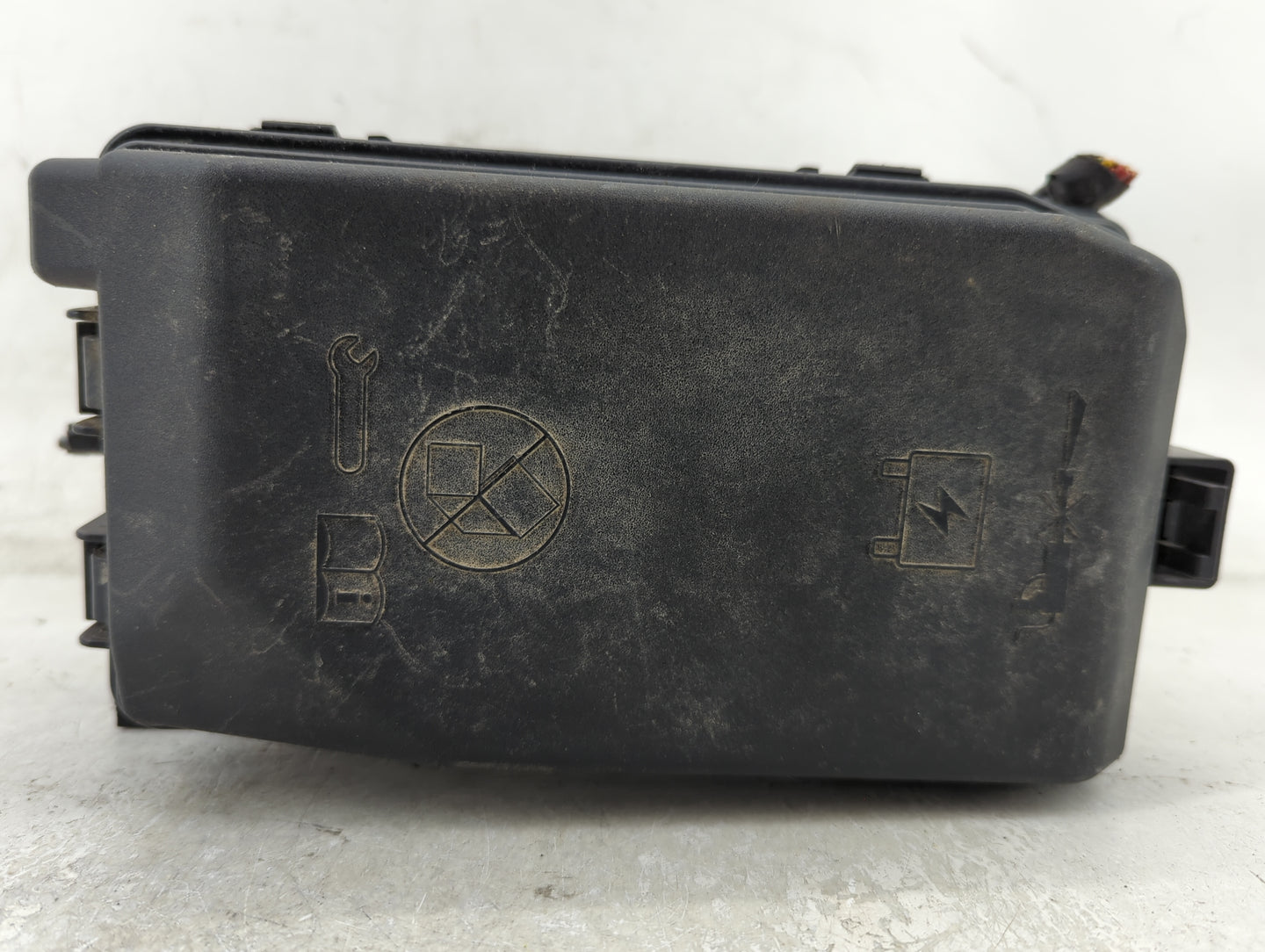 2008 Dodge Charger Fusebox Fuse Box Panel Relay Module P/N:95363668 Fits OEM Used Auto Parts - Oemusedautoparts1.com