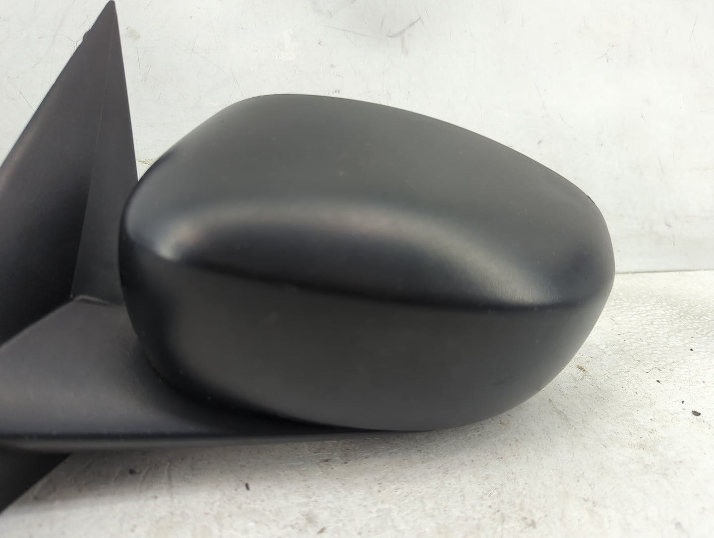 2006-2010 Dodge Charger Driver Side View Mirror - Left Door Mirror OEM Used - Oemusedautoparts1.com