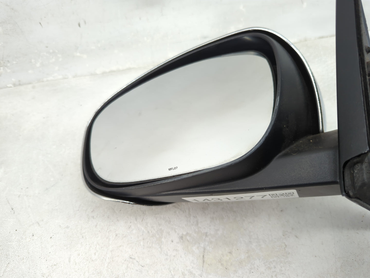 2008 Dodge Charger Driver Side View Mirror - Left Door Mirror OEM Used - Oemusedautoparts1.com