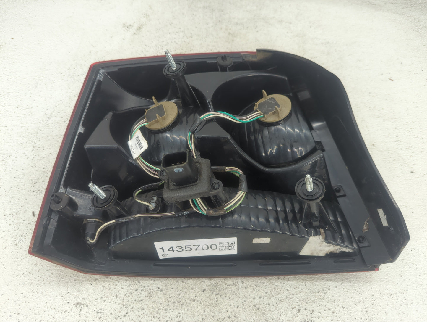2006-2008 Dodge Charger Tail Light Assembly Passenger Right OEM P/N:04805848AC Fits Fits 2006 2007 2008 OEM Used Auto Parts 