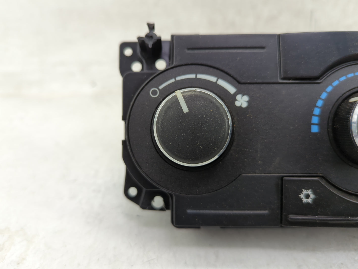 2008-2010 Dodge Charger Climate Control Module Temperature AC/Heater Replacement P/N:P55111871AB Fits Fits 2008 2009 2010 OE