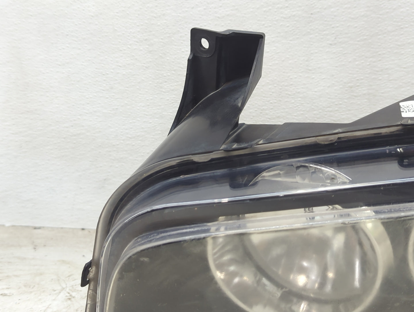 2008-2010 Dodge Charger Driver Left Oem Head Light Headlight Lamp - Oemusedautoparts1.com