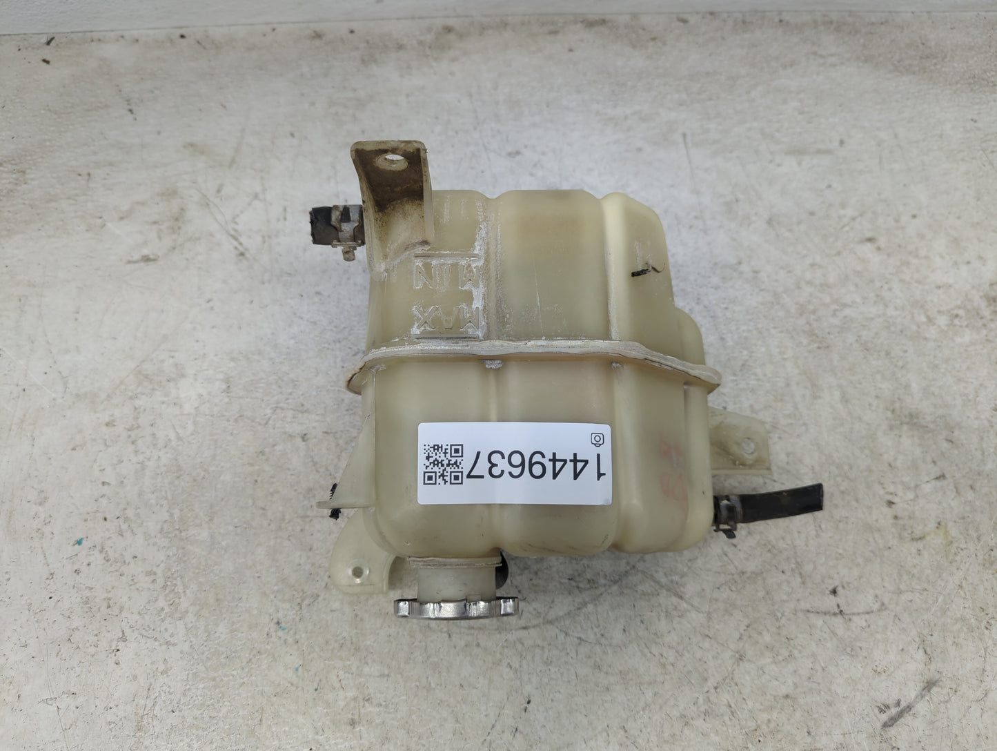 2006-2010 Dodge Charger Radiator Coolant Overflow Expansion Tank Bottle - Oemusedautoparts1.com