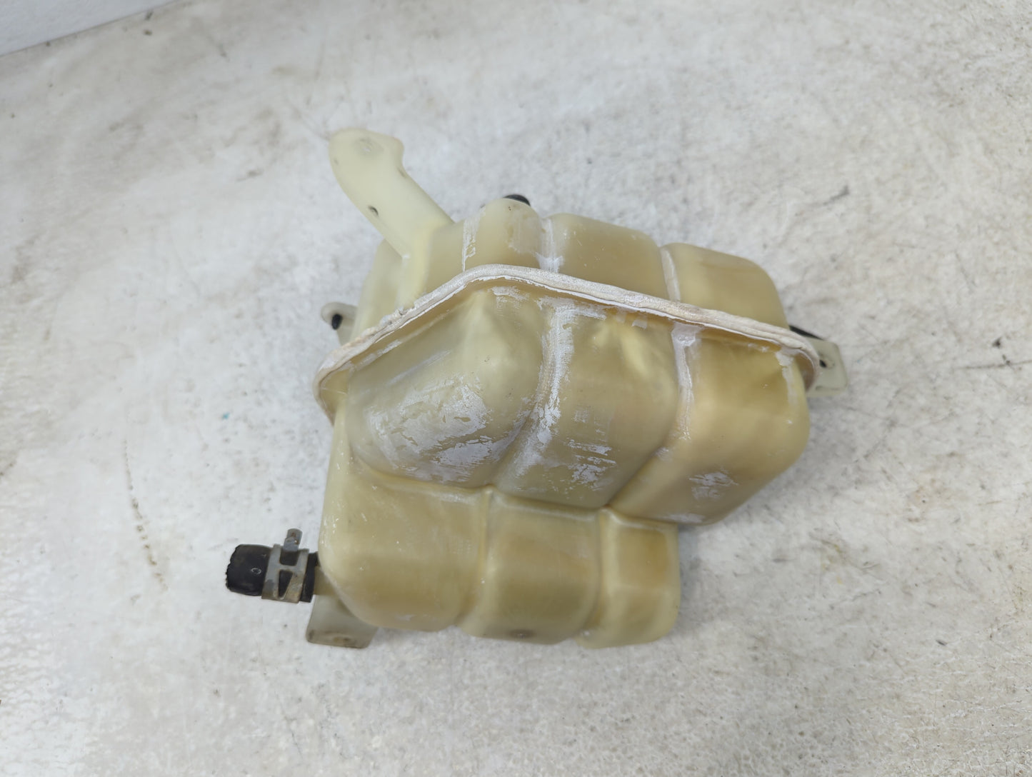 2006-2010 Dodge Charger Radiator Coolant Overflow Expansion Tank Bottle 1449637 - Oemusedautoparts1.com
