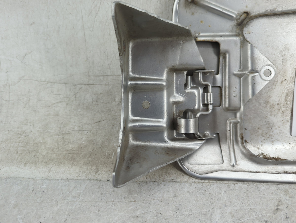 2008 Dodge Charger Fuel Tank Door Lid Gas Tank Silver - Oemusedautoparts1.com