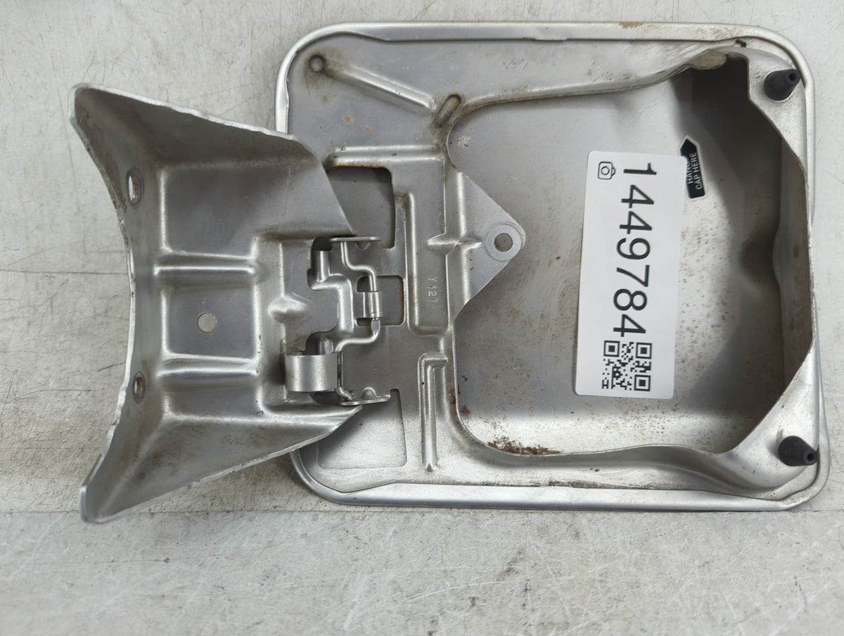 2008 Dodge Charger Fuel Tank Door Lid Gas Tank Silver - Oemusedautoparts1.com