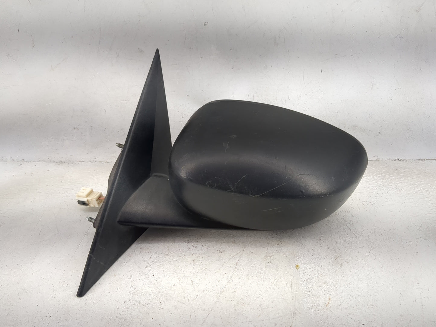 2006-2010 Dodge Charger Driver Side View Mirror - Left Door Mirror OEM Used - Oemusedautoparts1.com