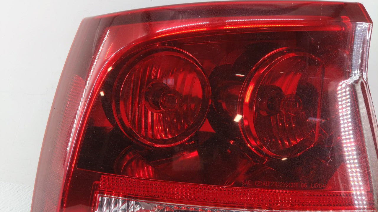 2006-2008 Dodge Charger Tail Light Assembly Driver Left OEM P/N:04805849AD 04805849AB Fits Fits 2006 2007 2008 OEM Used Auto