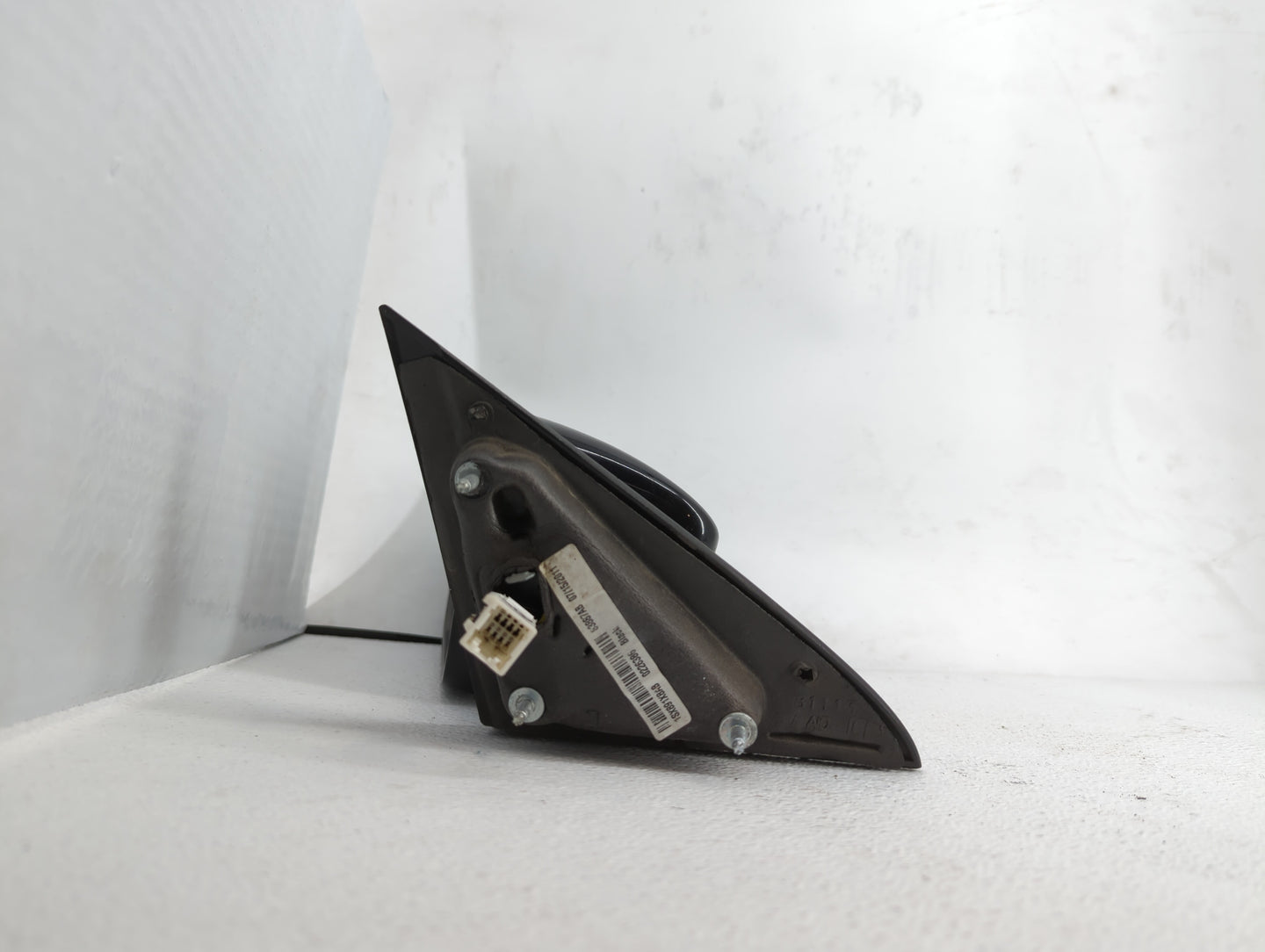 2006-2010 Dodge Charger Driver Side View Mirror - Left Door Mirror OEM Used - Oemusedautoparts1.com