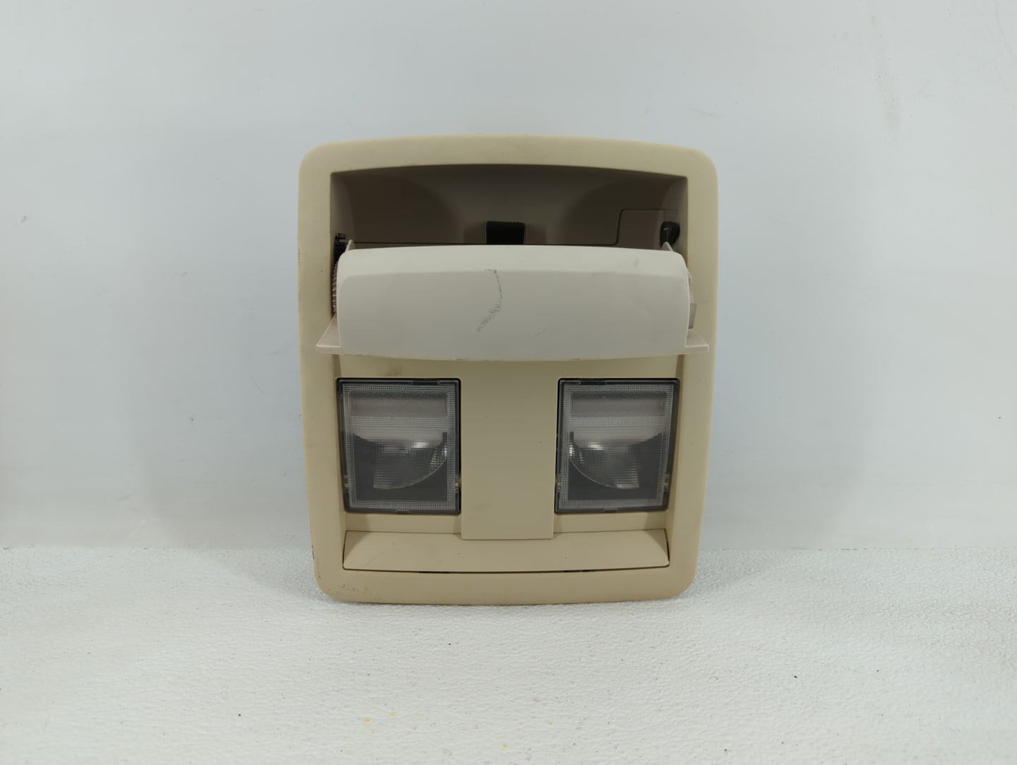 2008 Dodge Charger Overhead Roof Console Light Beige - Oemusedautoparts1.com