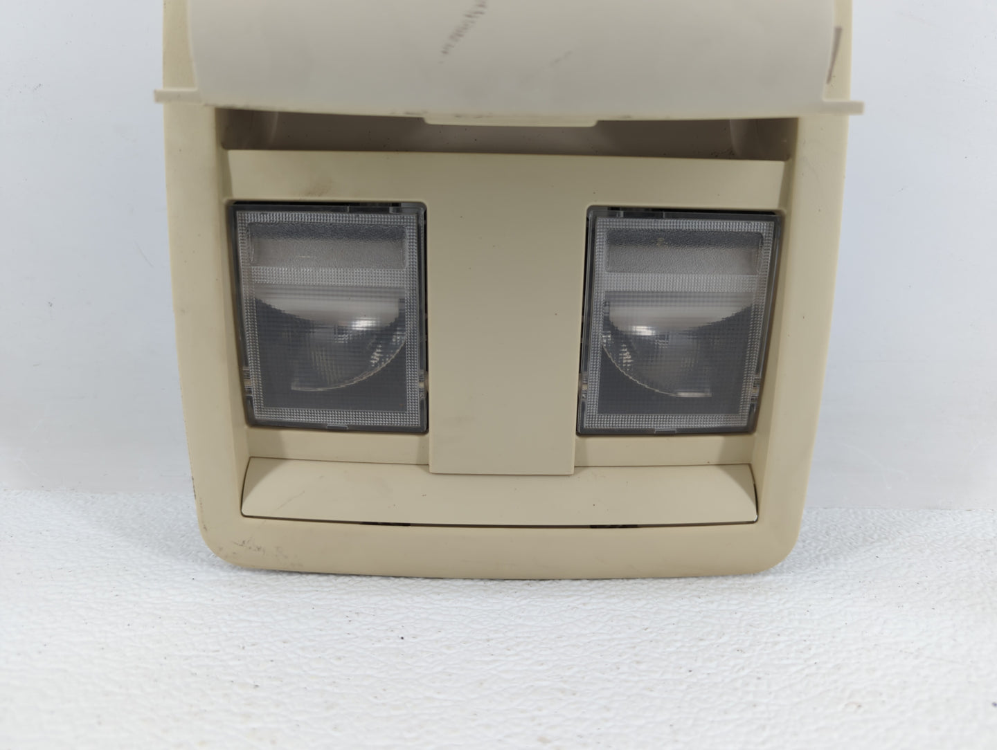2008 Dodge Charger Overhead Roof Console Light Beige - Oemusedautoparts1.com