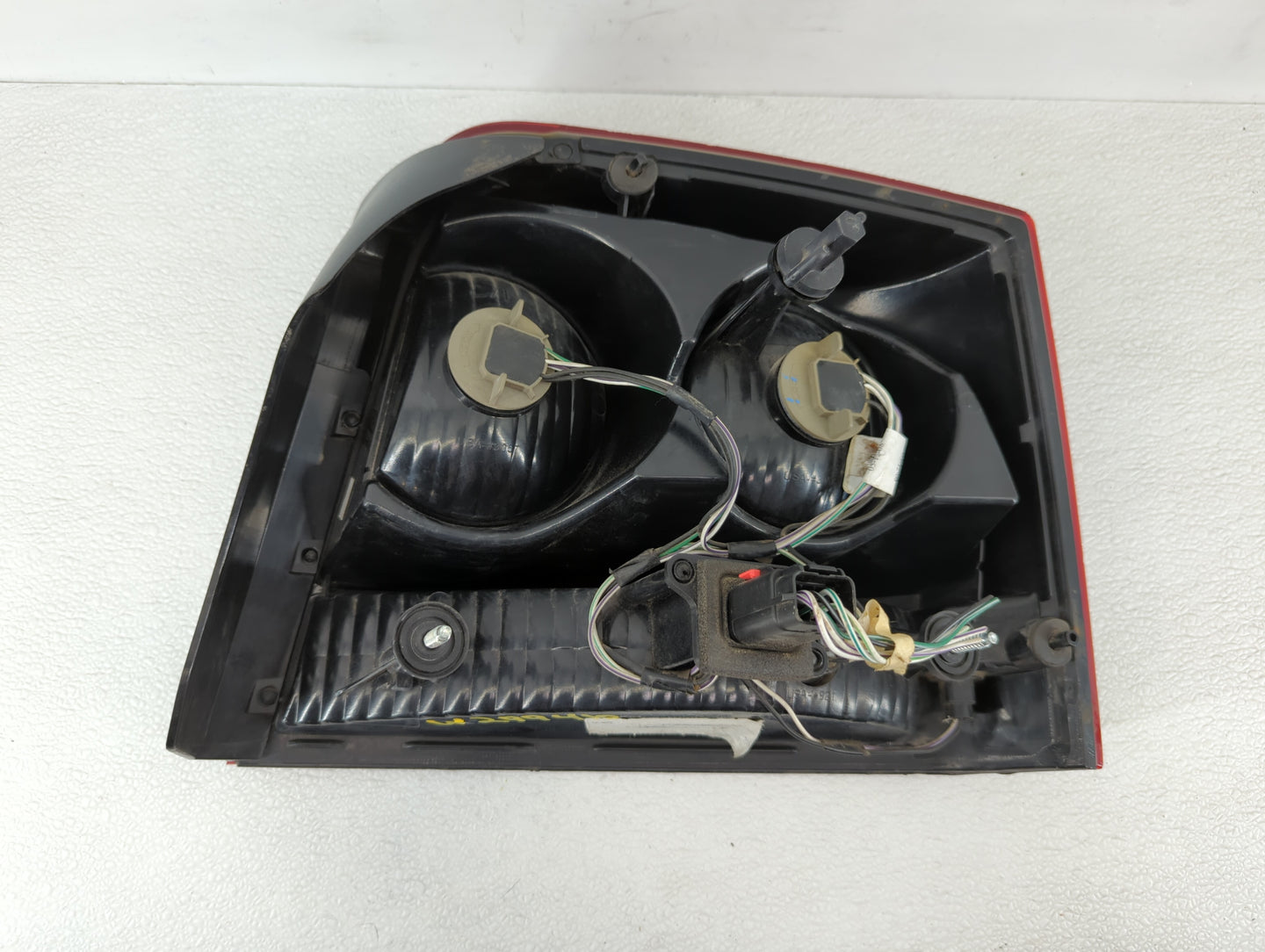 2006-2008 Dodge Charger Tail Light Assembly Driver Left OEM P/N:04805849AD 04805849AB Fits Fits 2006 2007 2008 OEM Used Auto