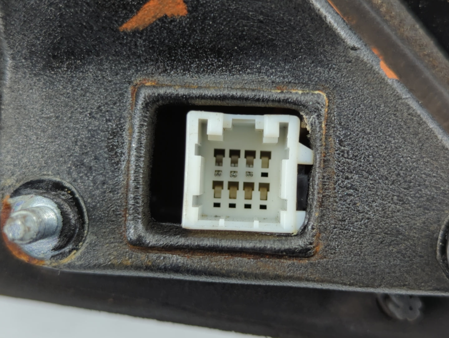 2006-2010 Dodge Charger Driver Side View Mirror - Left Door Mirror OEM Used - Oemusedautoparts1.com