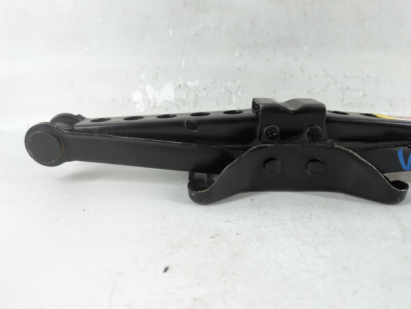 2008 Dodge Charger Spare Scissor Car Jack - Oemusedautoparts1.com