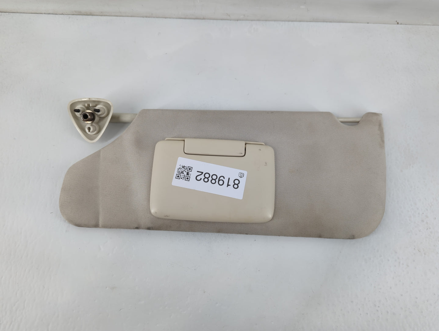 2008-2010 Dodge Charger Sun Visor Shade Replacement Driver Left Mirror Fits Fits 2008 2009 2010 OEM Used Auto Parts - Oemuse