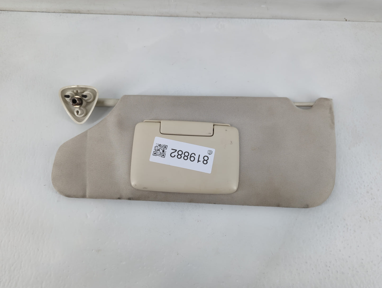 2008-2010 Dodge Charger Sun Visor Shade Replacement Driver Left Mirror Fits Fits 2008 2009 2010 OEM Used Auto Parts - Oemuse