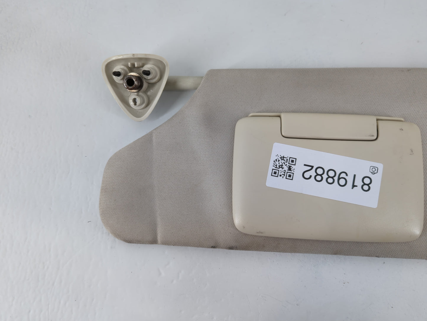 2008-2010 Dodge Charger Sun Visor Shade Replacement Driver Left Mirror Fits Fits 2008 2009 2010 OEM Used Auto Parts - Oemuse