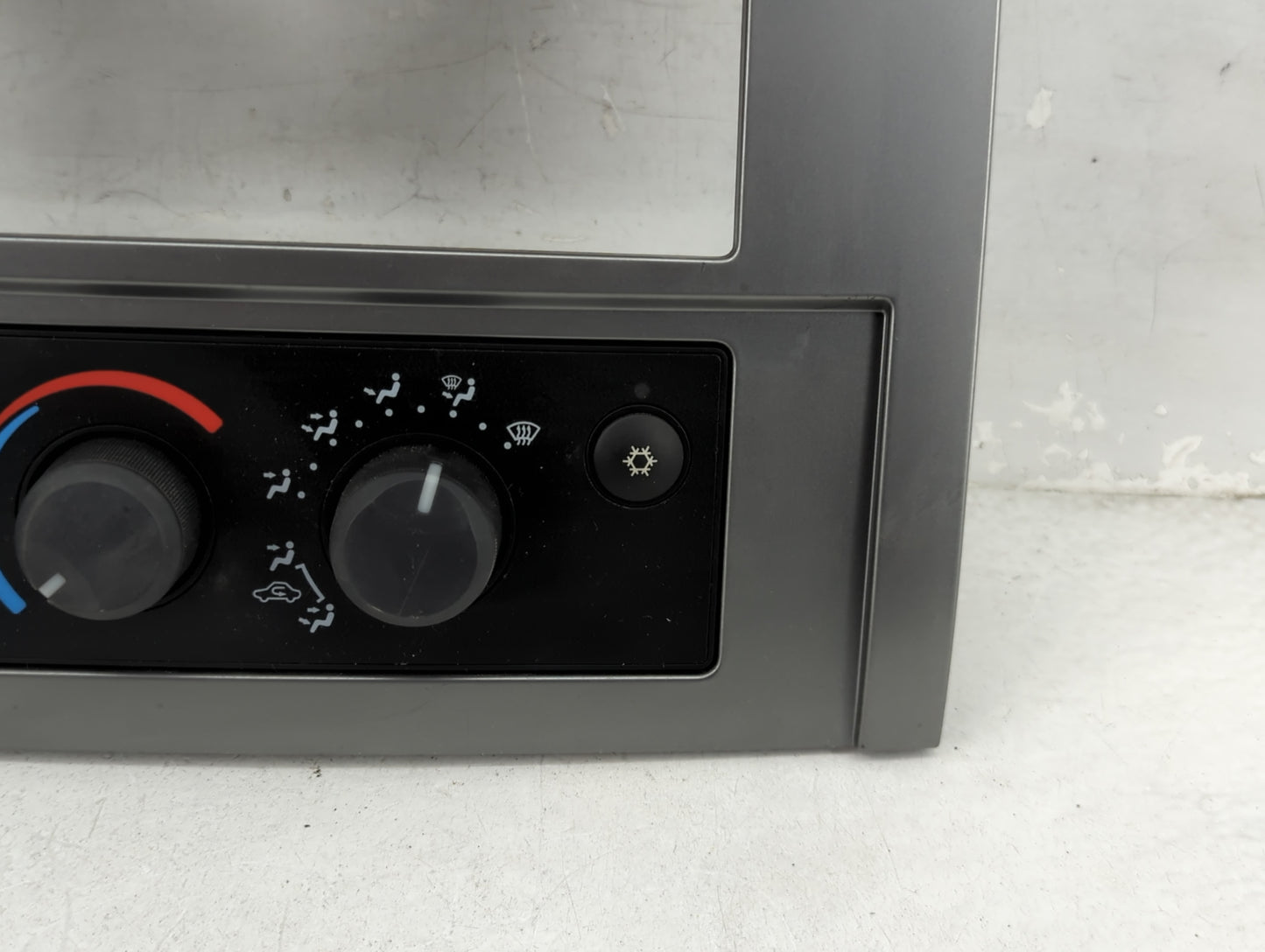 2008-2011 Dodge Dakota Climate Control Module Temperature AC/Heater Replacement P/N:0556964 078AB Fits Fits 2008 2009 2010 2
