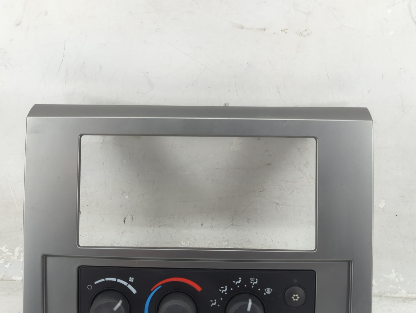 2008-2011 Dodge Dakota Climate Control Module Temperature AC/Heater Replacement P/N:0556964 078AB Fits Fits 2008 2009 2010 2