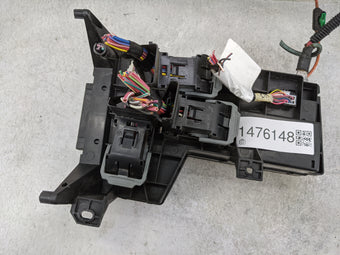 compare product 2008-2011 Dodge Dakota Fusebox Fuse Box Panel Relay Module P/N:04692211AA Fits Fits 2008 2009 2010 2011 OEM Used Auto Parts