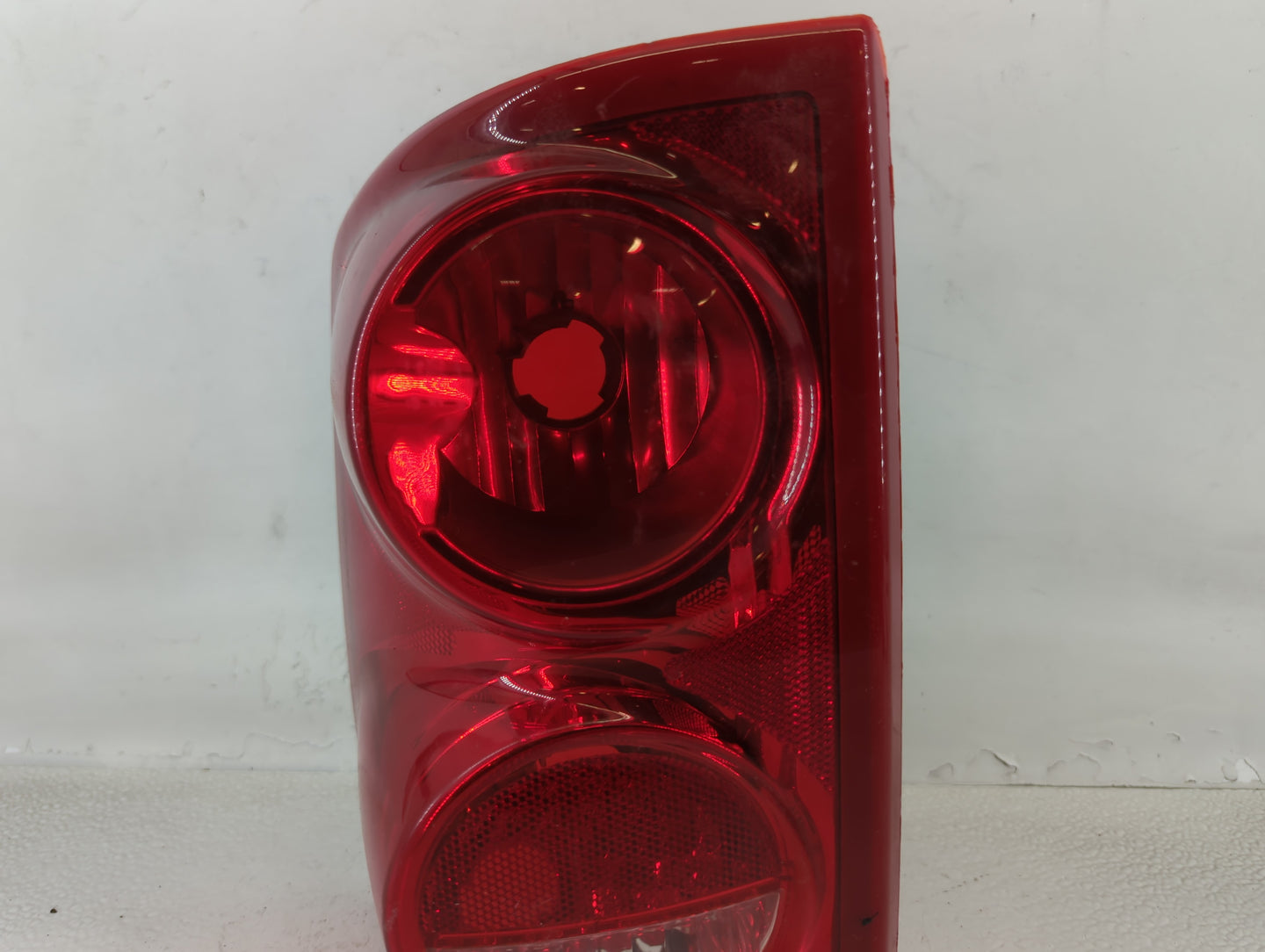 2008 Dodge Dakota Tail Light Assembly Passenger Right OEM P/N:55077605AD Fits Fits 2010 2011 2012 2013 OEM Used Auto Parts -