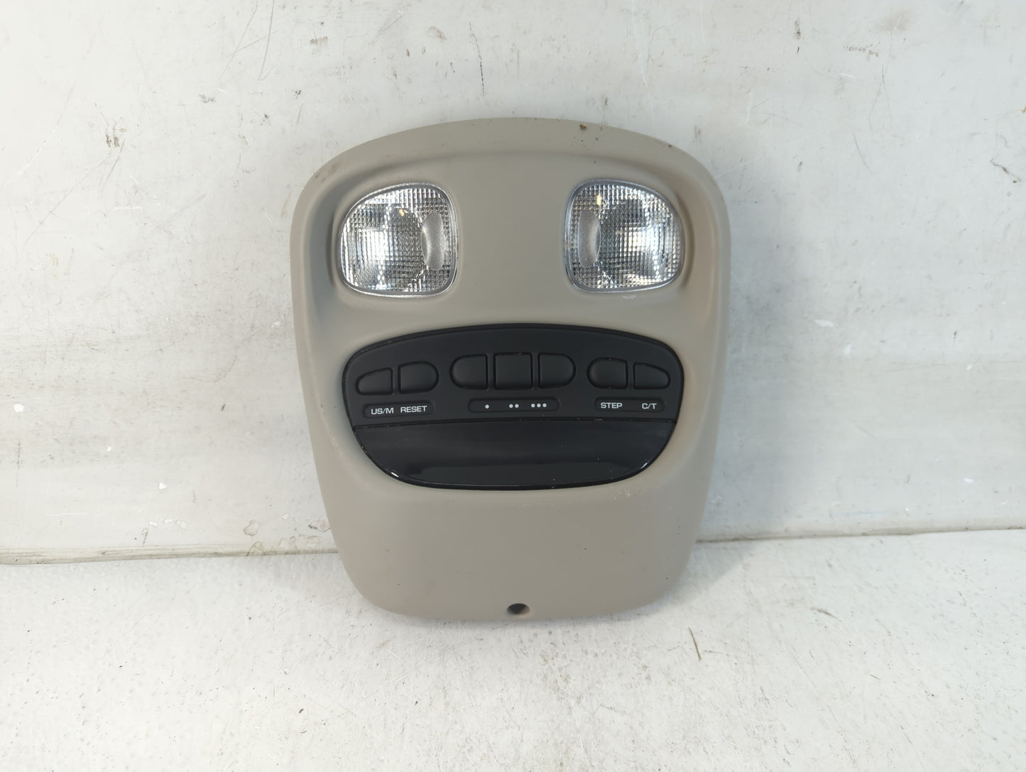 2008 Dodge Dakota Overhead Roof Console Interior Dome Light - Oemusedautoparts1.com