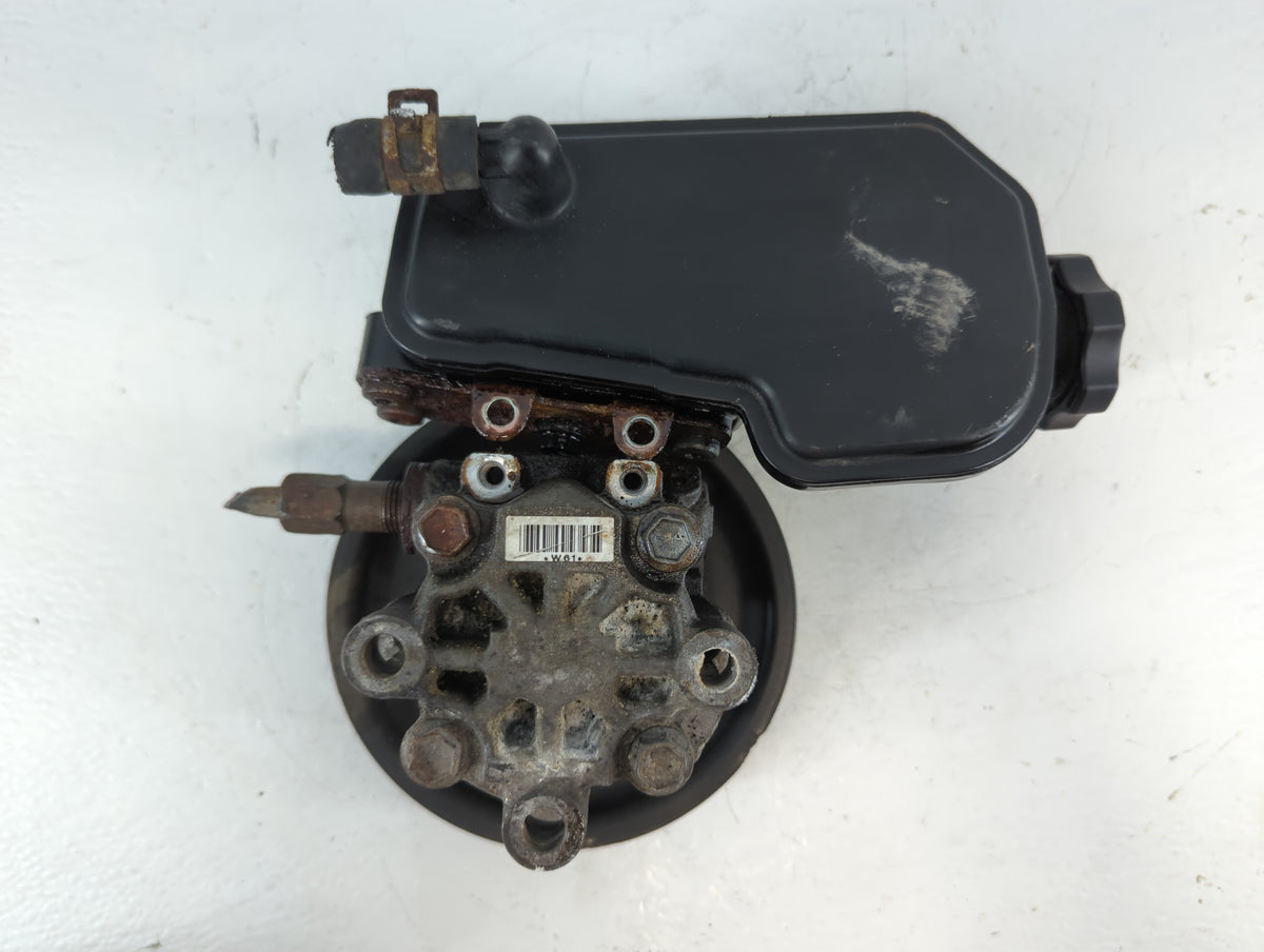 2008 Dodge Dakota Rear Center Lid Brake Light Tail Light P/N:4Z306-2AD21 CK Fits OEM Used Auto Parts - Oemusedautoparts1.com