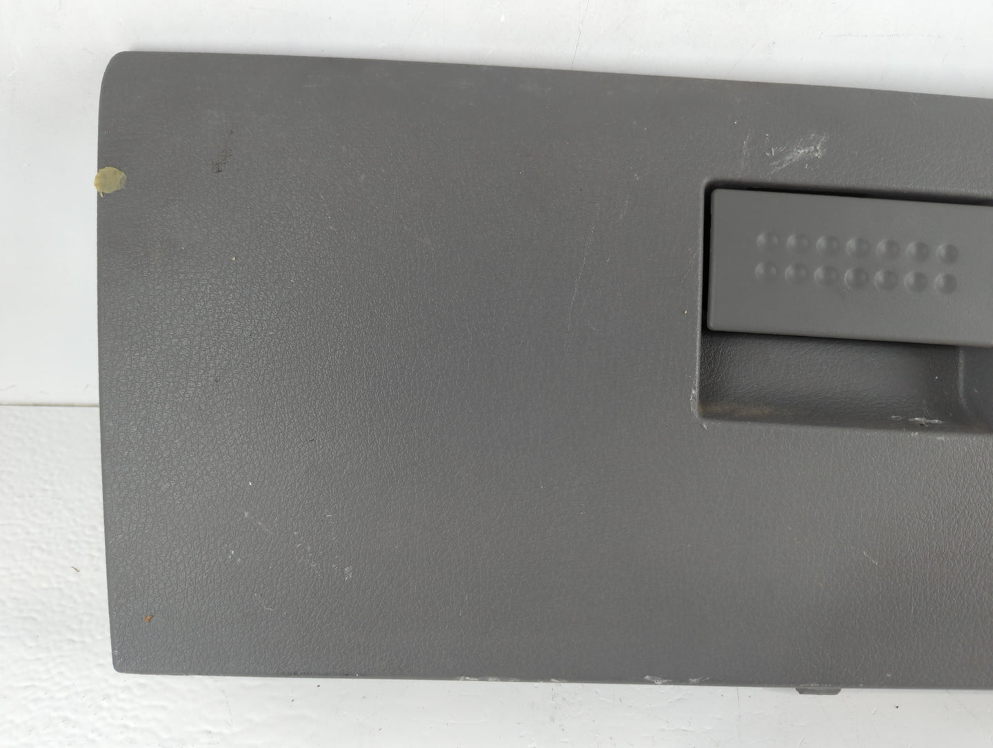 2008 Dodge Dakota Passenger Glove Box Door Storage Compartment - Oemusedautoparts1.com