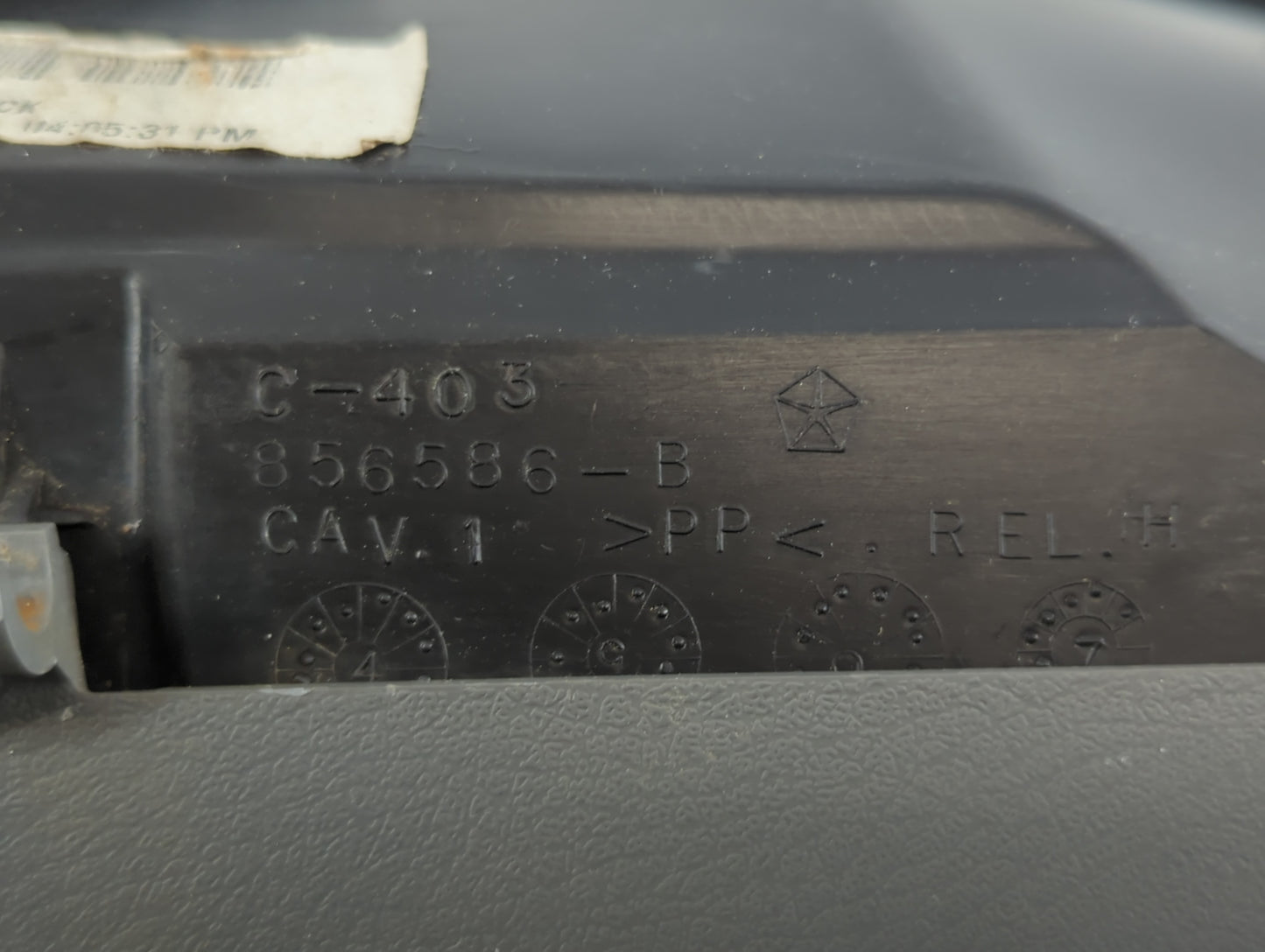 2008 Dodge Dakota Passenger Glove Box Door Storage Compartment - Oemusedautoparts1.com
