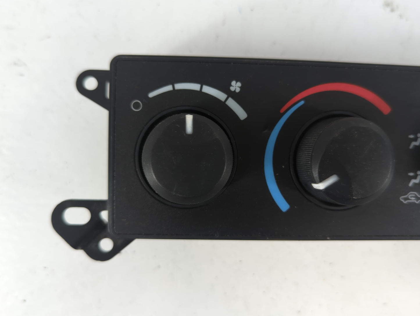 2008-2011 Dodge Dakota Climate Control Module Temperature AC/Heater Replacement P/N:P55057078AB Fits Fits 2008 2009 2010 201