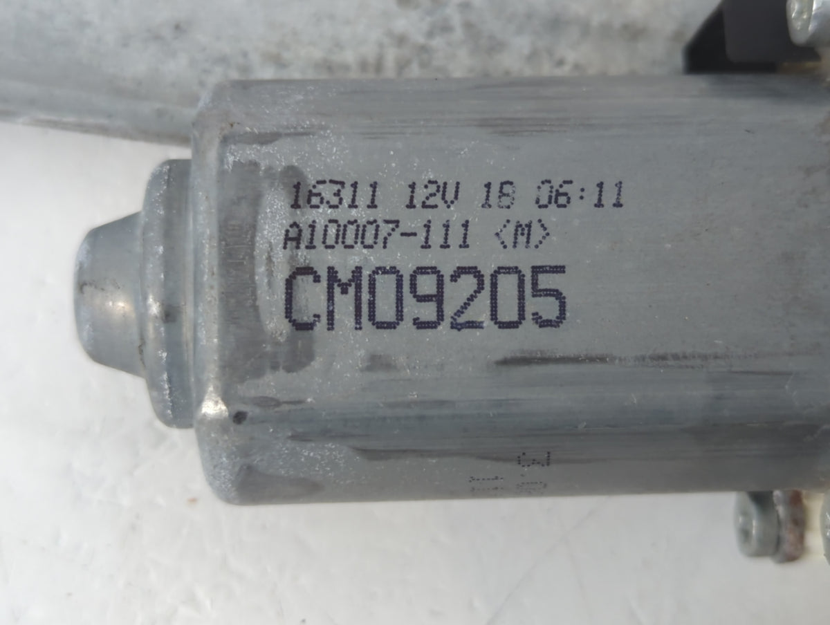 2005-2011 Dodge Dakota Used Window Regulator Passenger Front 939998 - Oemusedautoparts1.com