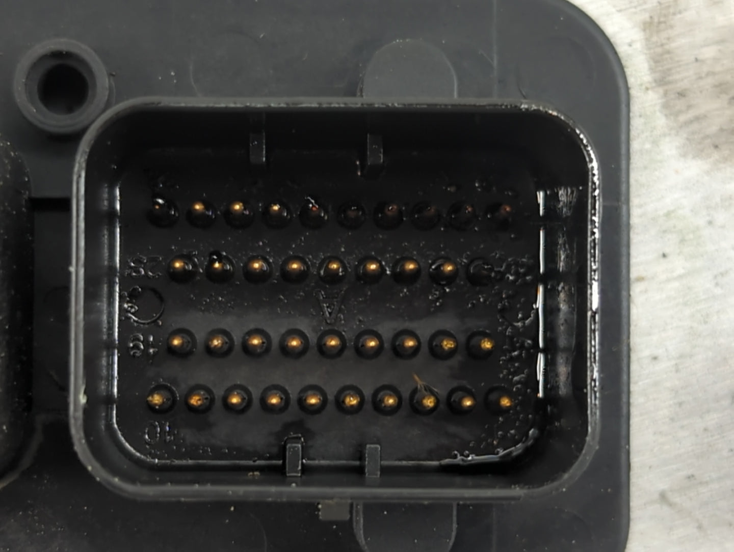 2008-2009 Dodge Durango PCM Engine Control Computer ECU ECM PCU OEM P/N:05187500AD Fits Fits 2008 2009 OEM Used Auto Parts -