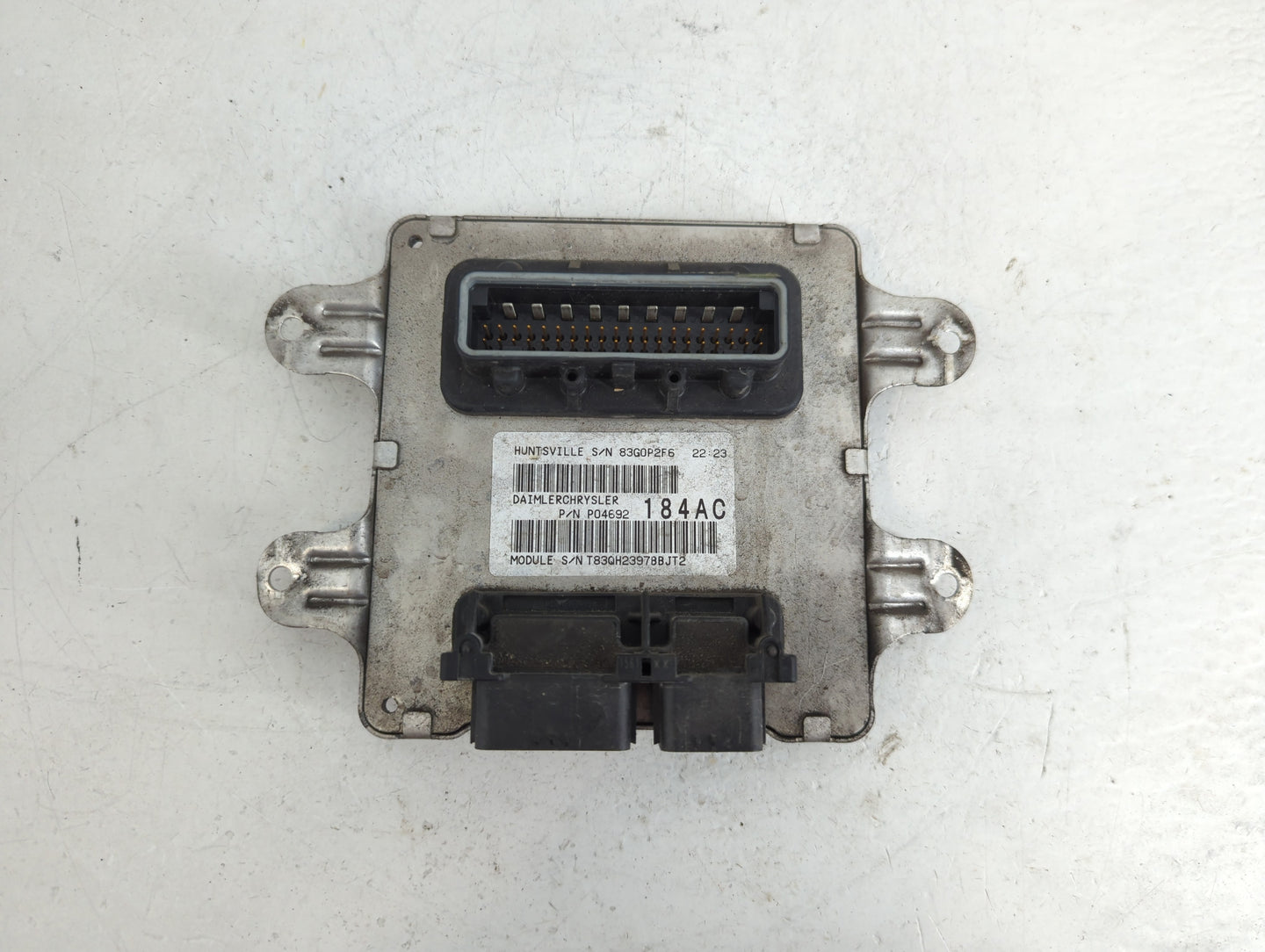 2008-2009 Dodge Durango PCM Engine Control Computer ECU ECM PCU OEM P/N:P04692184AC Fits Fits 2008 2009 OEM Used Auto Parts 