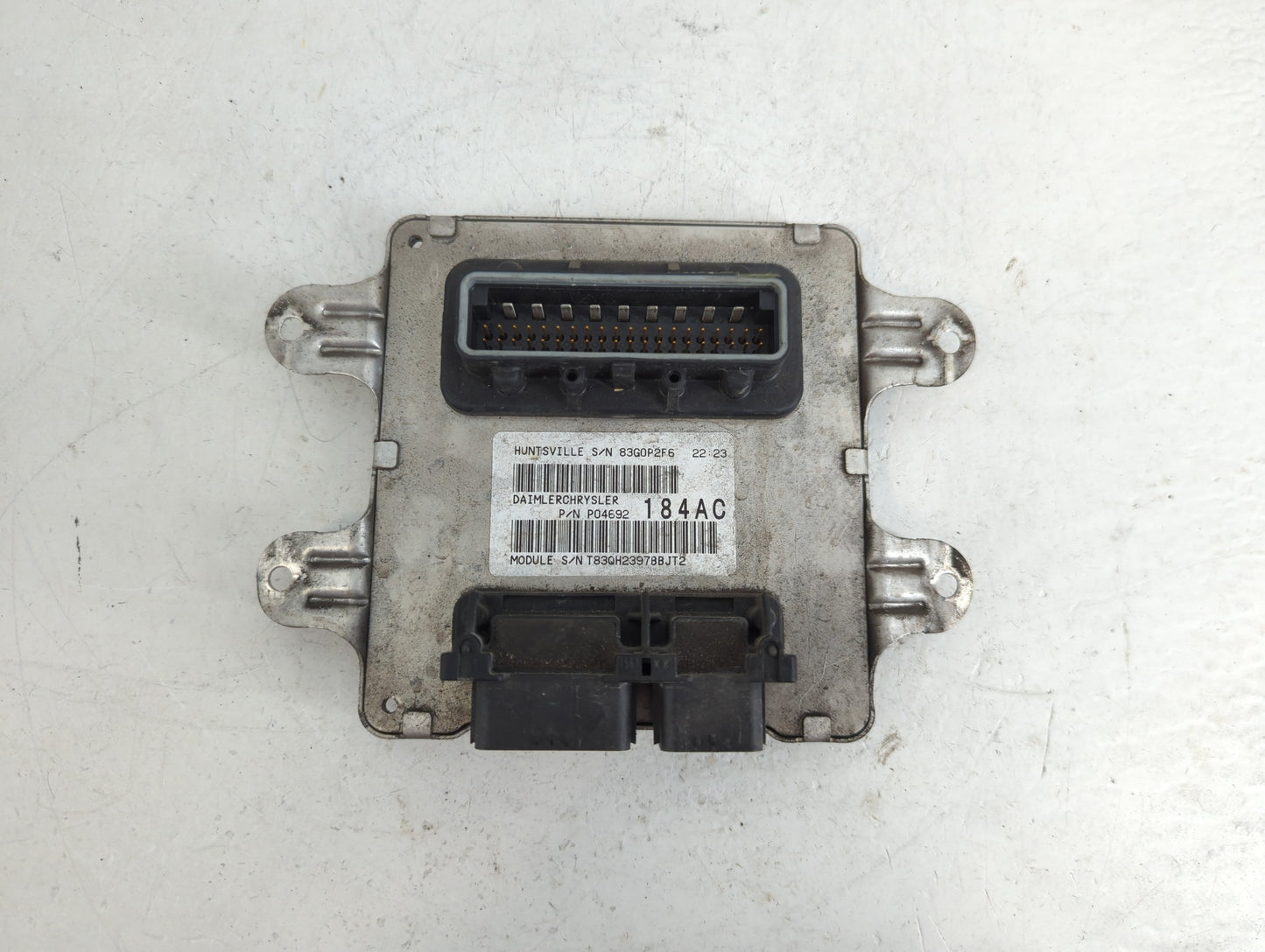 2008-2009 Dodge Durango PCM Engine Control Computer ECU ECM PCU OEM P/N:P04692184AC Fits Fits 2008 2009 OEM Used Auto Parts 