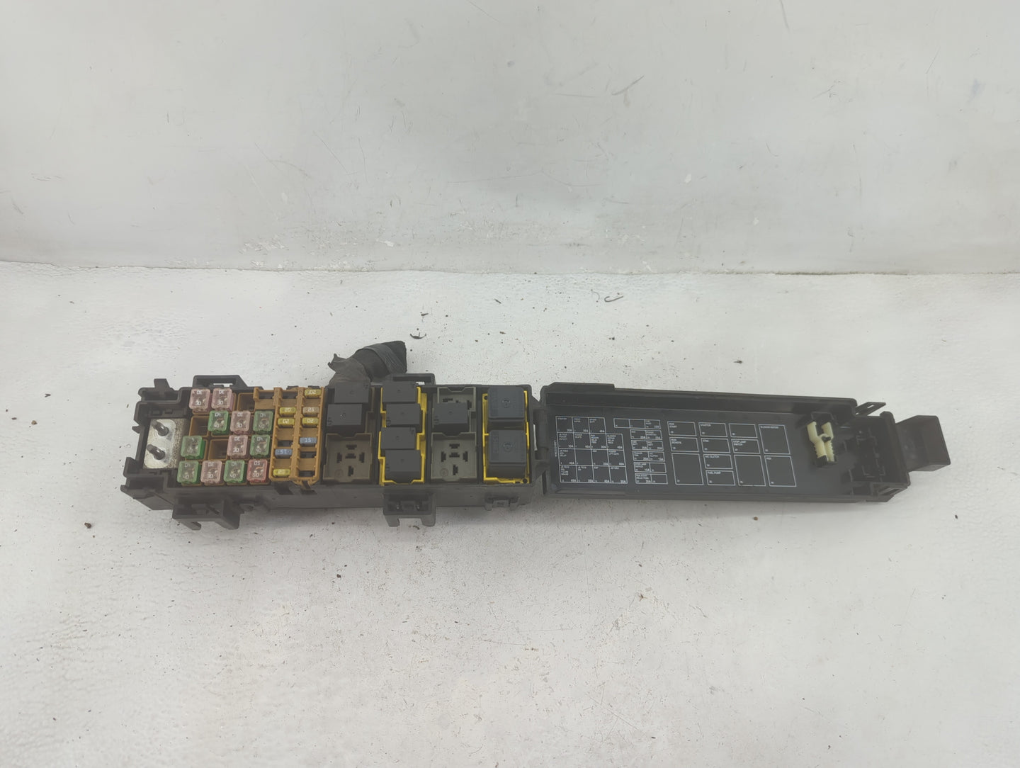 2007-2009 Dodge Durango Fusebox Fuse Box Panel Relay Module P/N:P04692096AH P04692187AC Fits Fits 2007 2008 2009 OEM Used Au