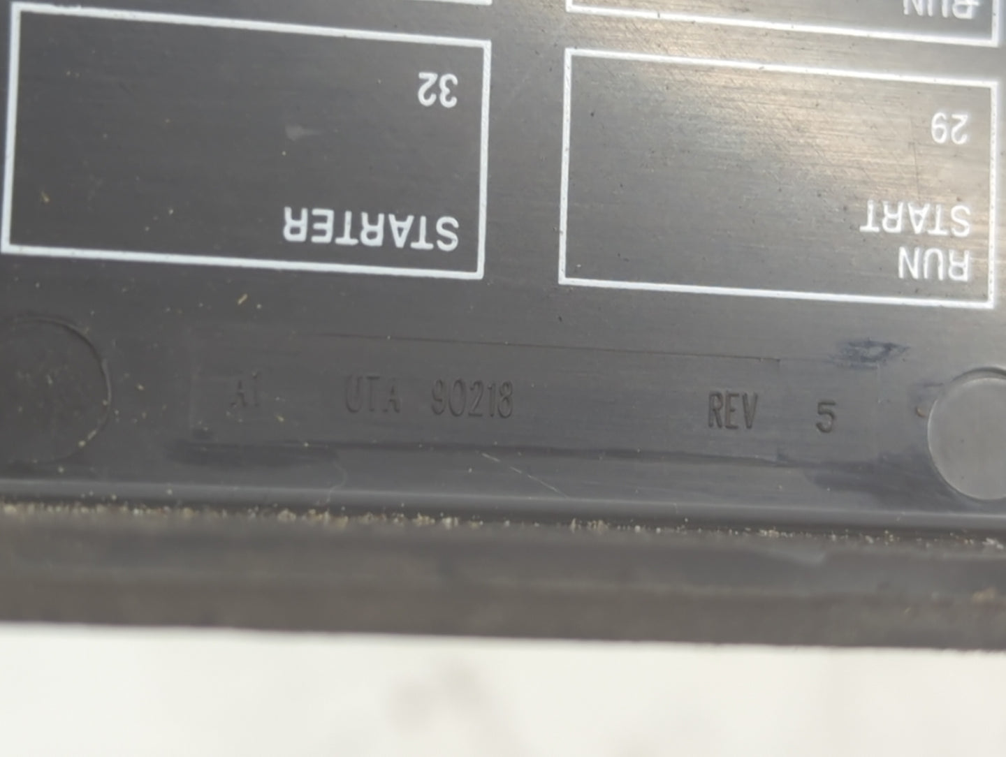 2007-2009 Dodge Durango Fusebox Fuse Box Panel Relay Module P/N:P04692096AH P04692187AC Fits Fits 2007 2008 2009 OEM Used Au