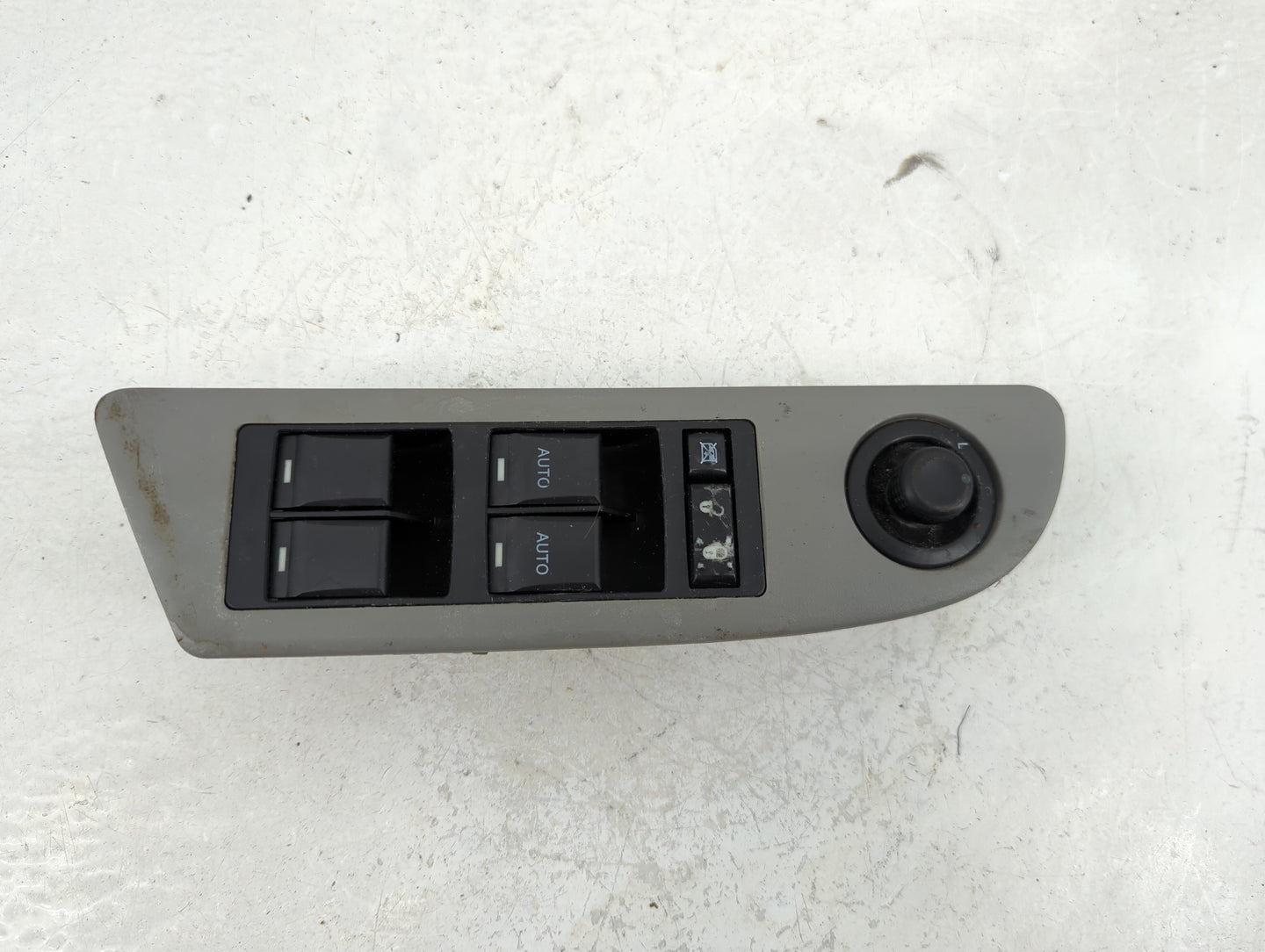 2007-2009 Dodge Durango Master Power Window Switch Replacement Driver Side Left P/N:56040694AD Fits OEM Used Auto Parts - Oe